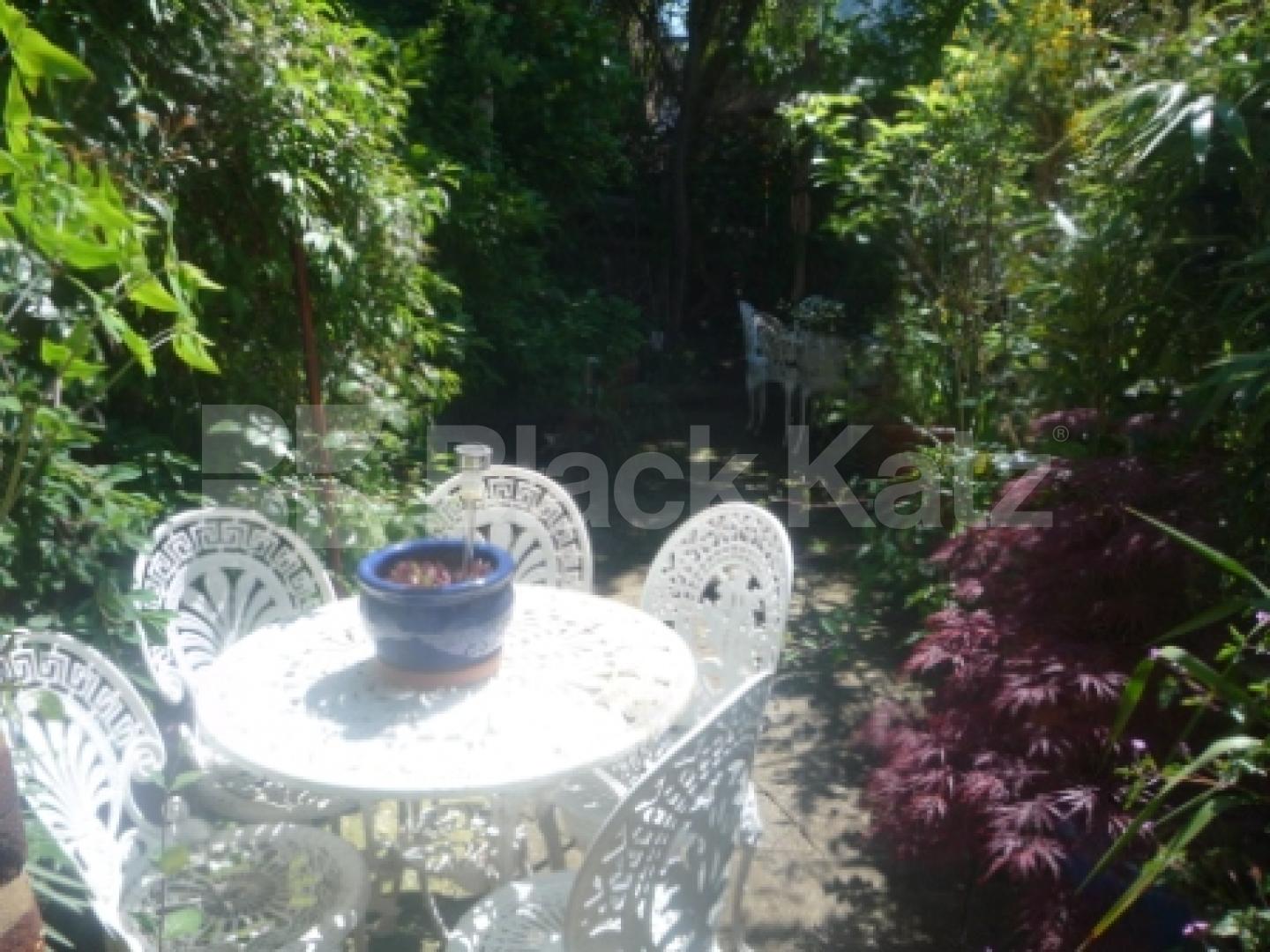 			GARDEN FLAT!, 2 Bedroom, 1 bath, 1 reception Ground Floor Maisonette			 Lyndhurst Road, WOOD GREEN