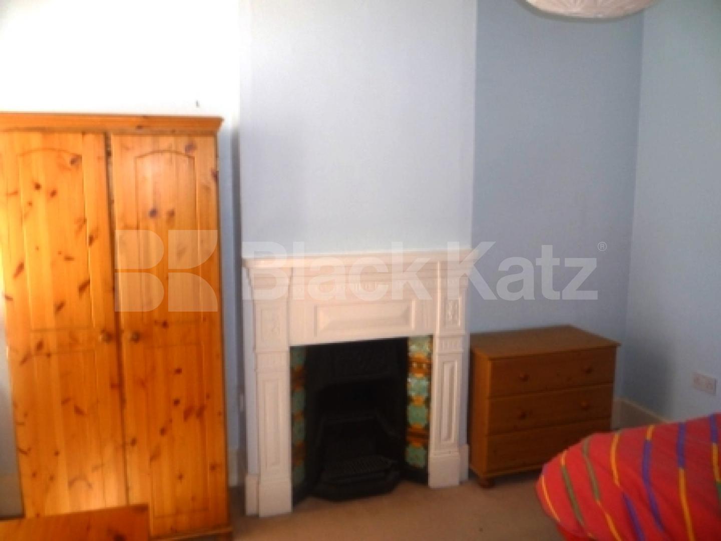 			GARDEN FLAT!, 2 Bedroom, 1 bath, 1 reception Ground Floor Maisonette			 Lyndhurst Road, WOOD GREEN