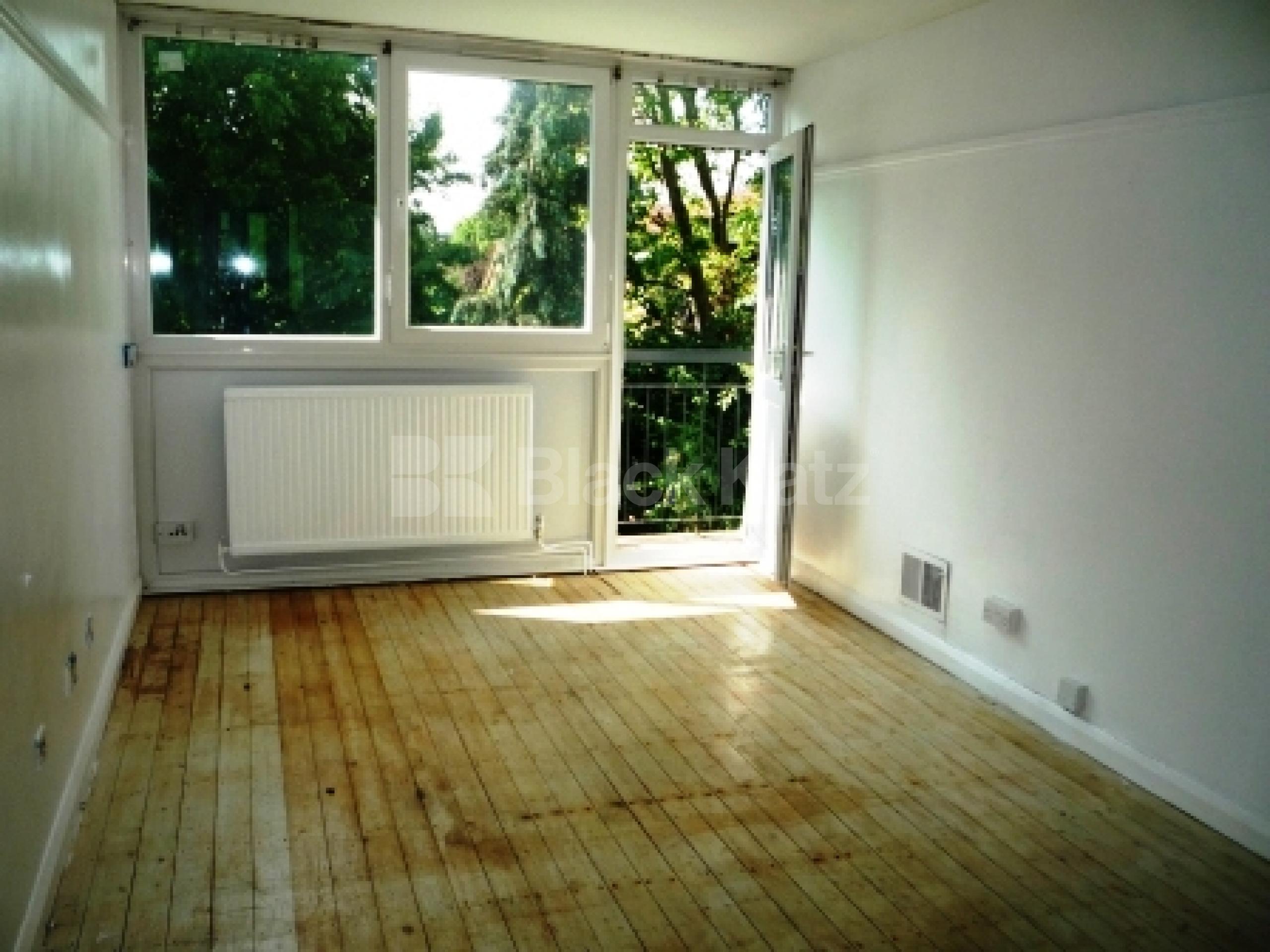 			NEW INSTRUCTION!, 1 Bedroom, 1 bath, 1 reception Flat			 Campsfield Road, CROUCH END N8