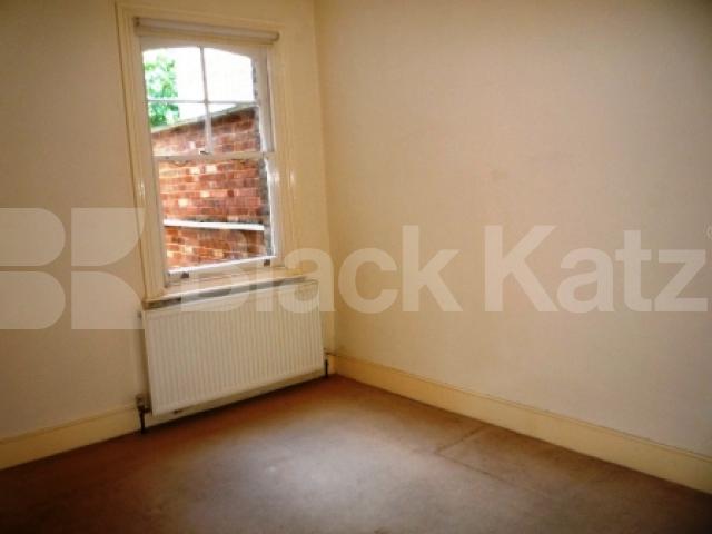			2 Bedroom, 1 bath, 1 reception Ground Floor Flat			 Inderwick Road, CROUCH END