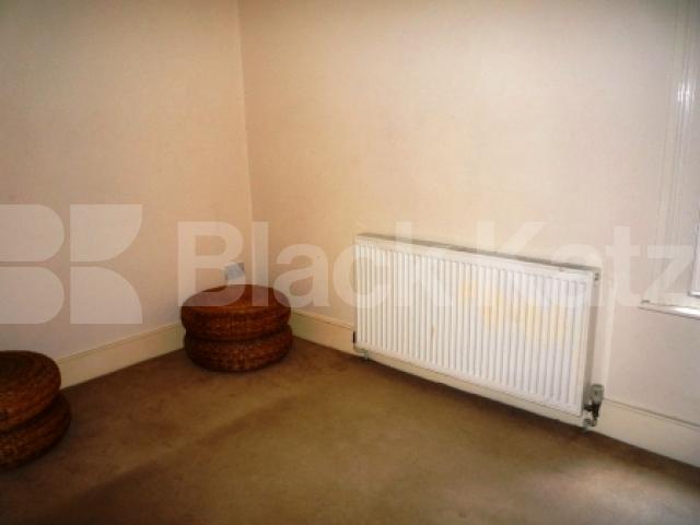 			2 Bedroom, 1 bath, 1 reception Ground Floor Flat			 Inderwick Road, CROUCH END