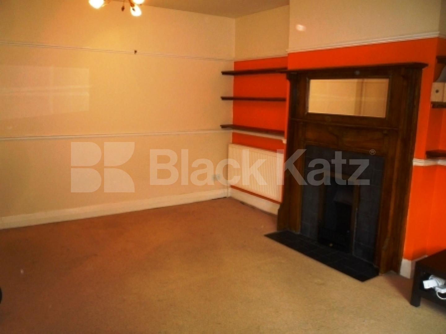 			Fantastic Large Studio !, Studio Apartment, 1 bath, 1 reception Studio			 Hornsey Lane, Highgate