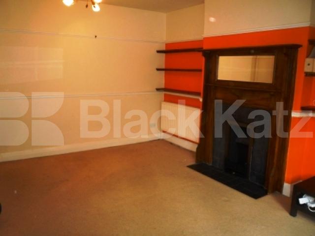 			Fantastic Large Studio !, Studio Apartment, 1 bath, 1 reception Studio			 Hornsey Lane, Highgate