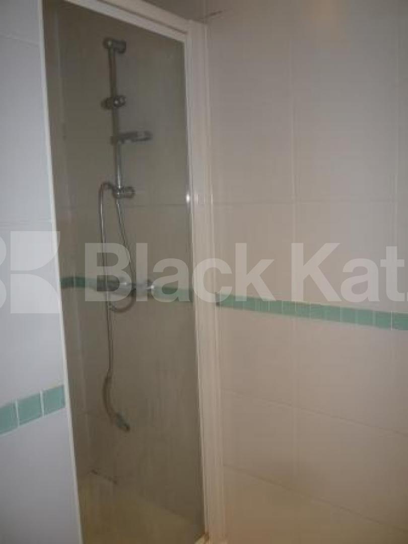 			Studio Apartment, 1 bath, 1 reception Flat			 Elm Grove, CROUCH END