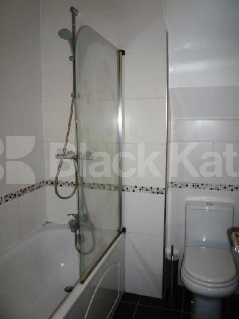 			2 Bedroom, 1 bath, 1 reception Ground Floor Flat			 Rathcoole Avenue, CROUCH END