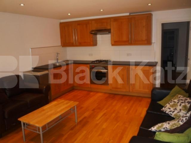 			2 Bedroom, 1 bath, 1 reception Ground Floor Flat			 Rathcoole Avenue, CROUCH END