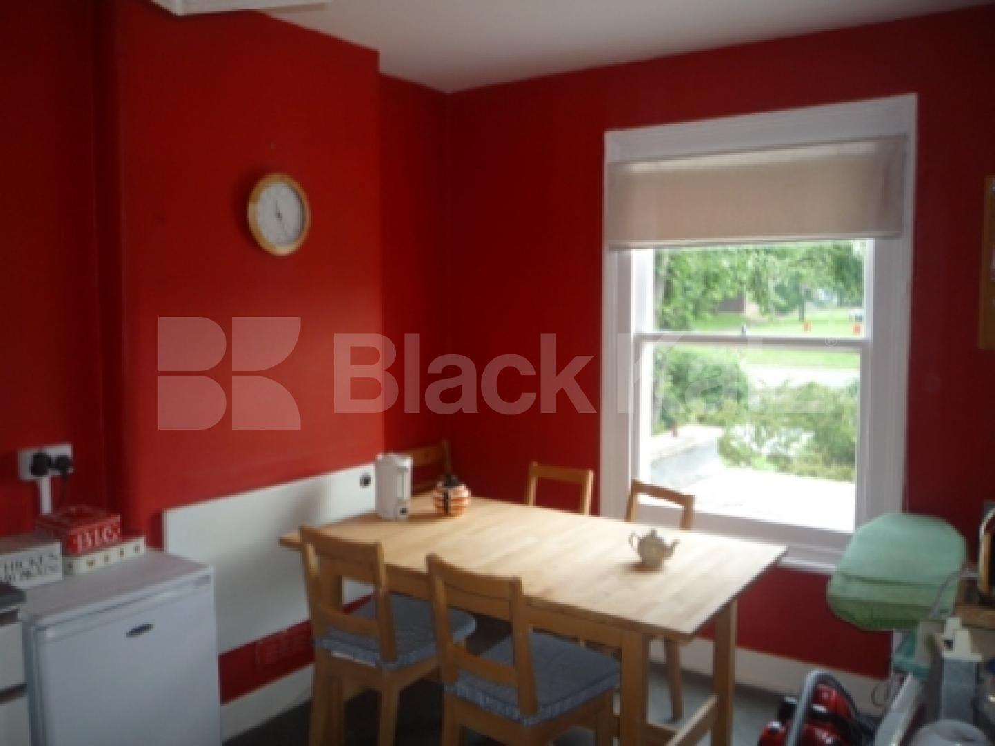 			1 Bedroom, 1 bath, 1 reception Flat			 Weston Park , Crouch End