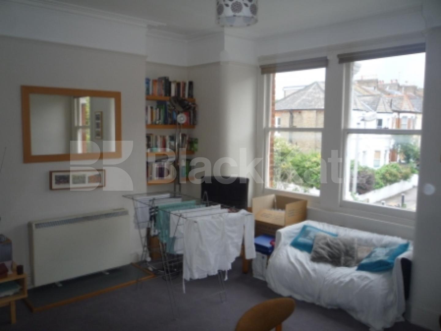 			1 Bedroom, 1 bath, 1 reception Flat			 Weston Park , Crouch End