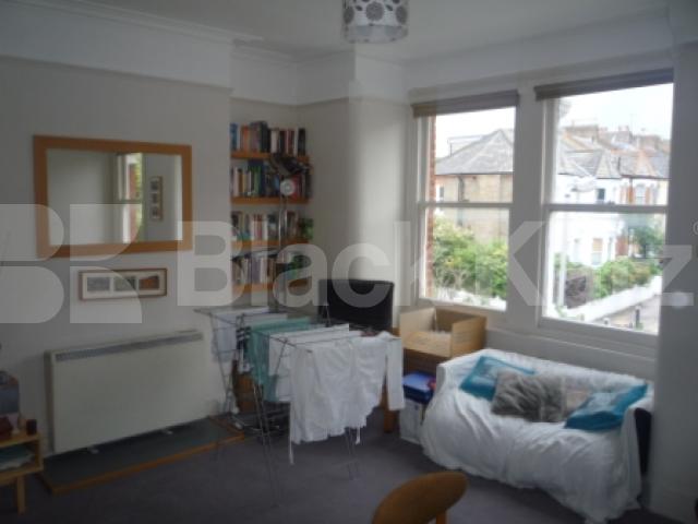 			1 Bedroom, 1 bath, 1 reception Flat			 Weston Park , Crouch End