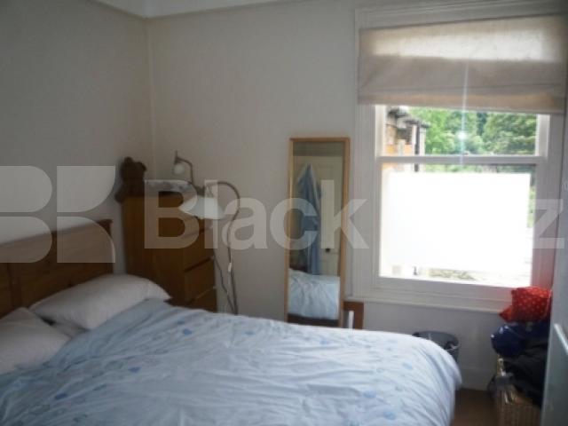 			1 Bedroom, 1 bath, 1 reception Flat			 Weston Park , Crouch End