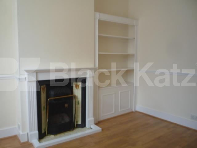 			1 Bedroom, 1 bath, 1 reception Ground Floor Flat			 Bounds Green Road, Bounds Green