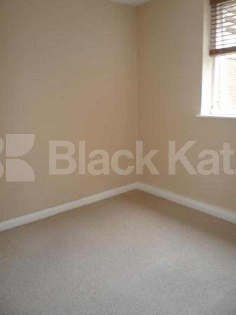 			2 Bedroom, 1 bath, 1 reception Serviced Apartments			 Waverley Road, Crouch End