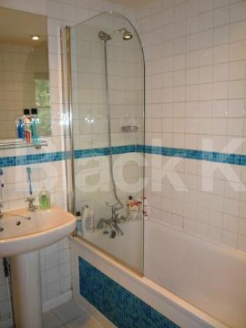 			2 Bedroom, 1 bath, 1 reception Flat			 Hillside Gardens, Highgate