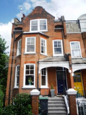 			2 Bedroom, 1 bath, 1 reception Flat			 Hillside Gardens, Highgate