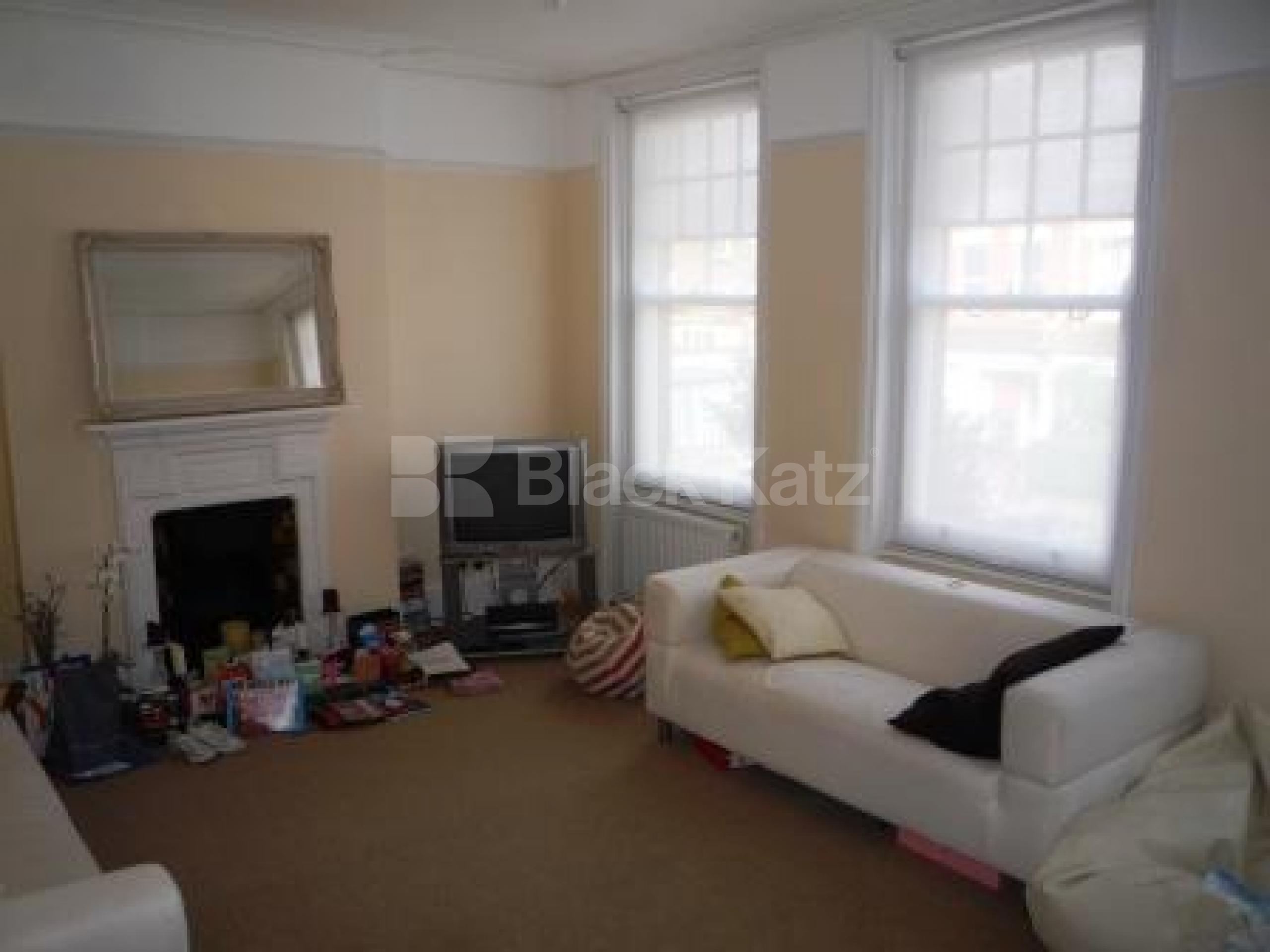 			3 Bedroom, 1 bath, 1 reception Flat			 Hillfield Avenue, CROUCH END N8