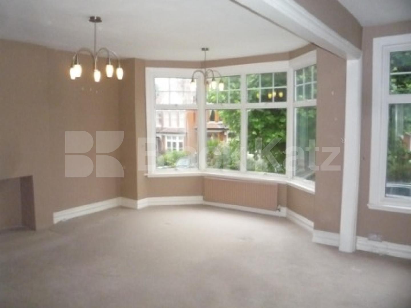 			2 Bedroom, 1 bath, 1 reception Flat			 Redston Road, Crouch End