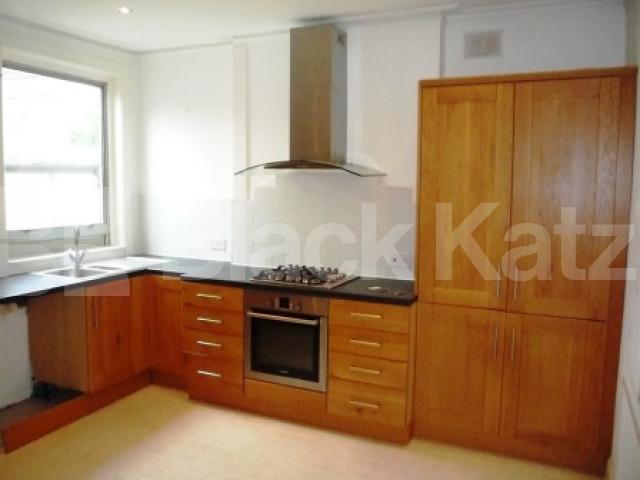 			2 Bedroom, 1 bath, 1 reception Flat			 Redston Road, Crouch End