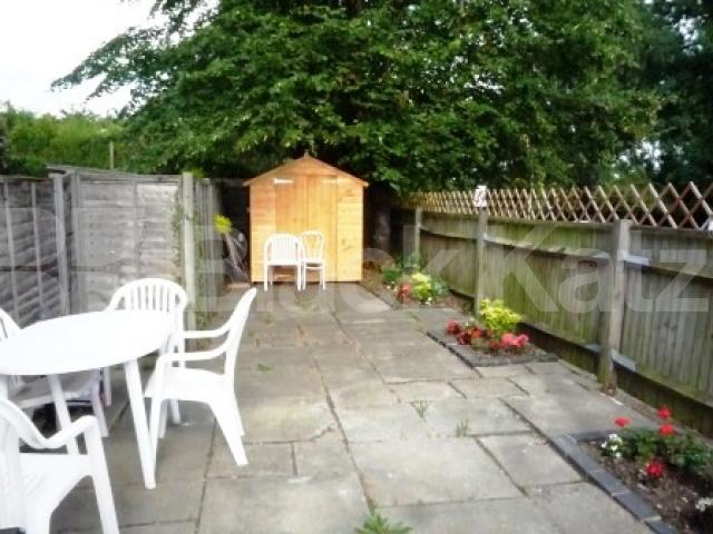 			3 Bedroom, 1 bath, 1 reception Flat			 Hurst Avenue, Highgate