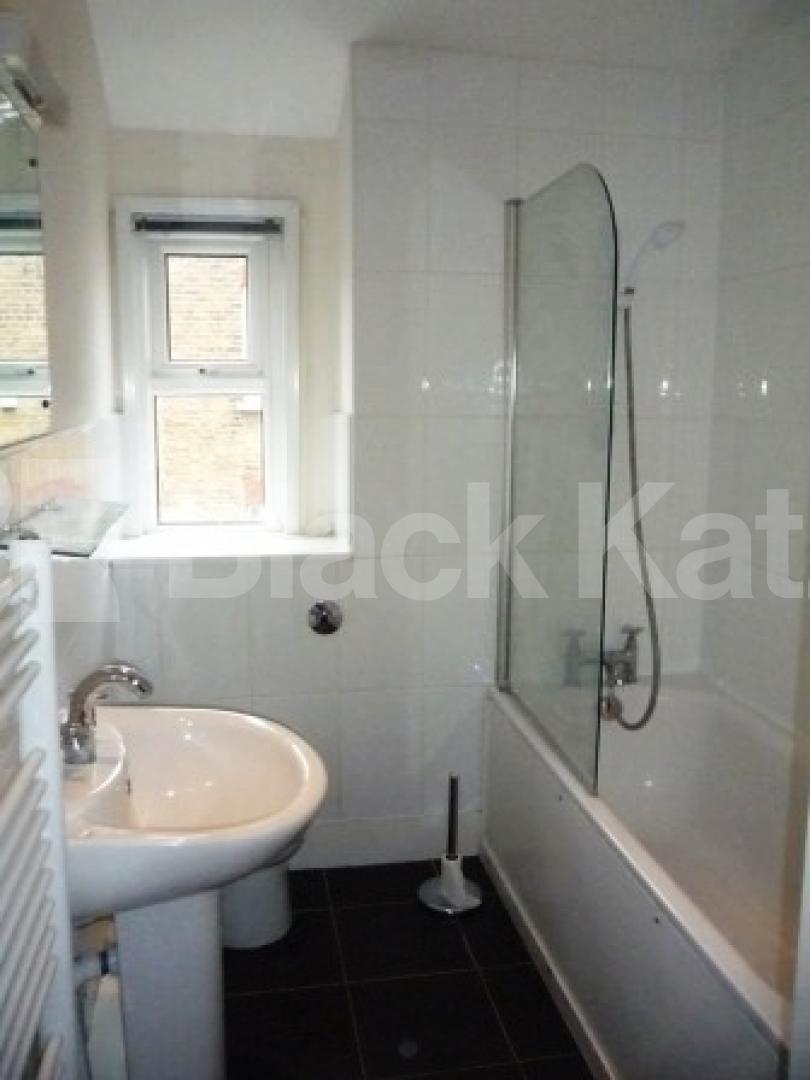 			2 Bedroom, 1 bath, 1 reception Flat			 South View Road, CROUCH END