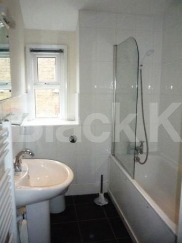 			2 Bedroom, 1 bath, 1 reception Flat			 South View Road, CROUCH END