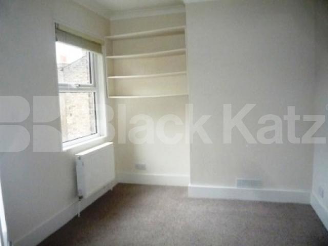 			2 Bedroom, 1 bath, 1 reception Flat			 South View Road, CROUCH END