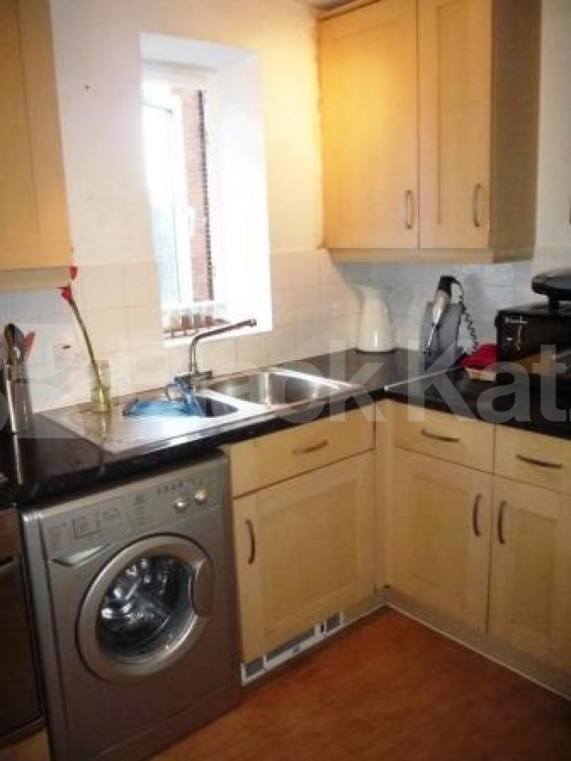 			1 Bedroom, 1 bath, 1 reception Flat			 Eclipse House, Station Road, WOOD GREEN