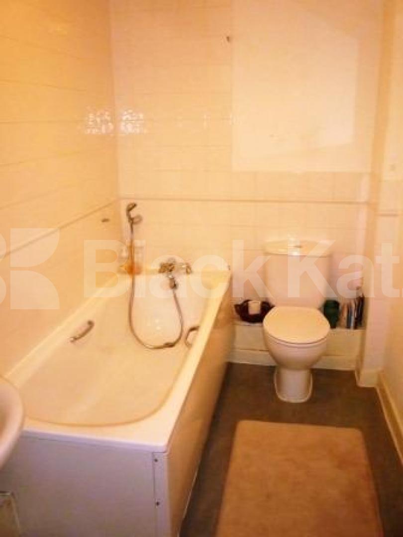 			1 Bedroom, 1 bath, 1 reception Flat			 Eclipse House, Station Road, WOOD GREEN