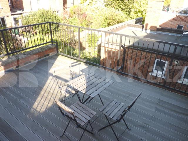 			AMAZING 3 BED, MUST SEE! , 3 Bedroom, 1 bath, 1 reception Flat			 Harberton Road, UPPER HOLLOWAY 