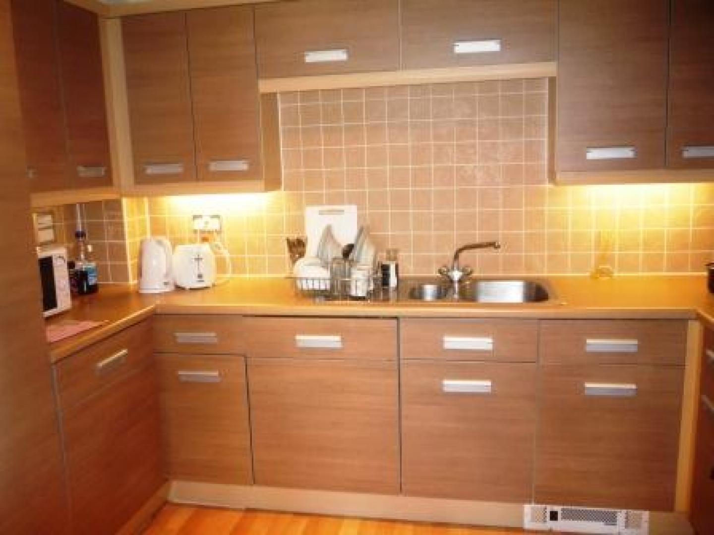 			2 Bedroom, 1 bath, 1 reception Flat			 Glebeland Close, FINCHLEY