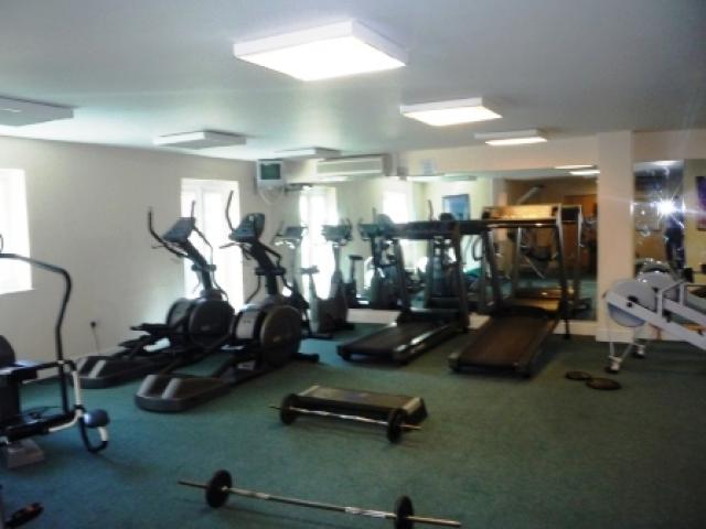 			2 Bedroom, 1 bath, 1 reception Flat			 Glebeland Close, FINCHLEY