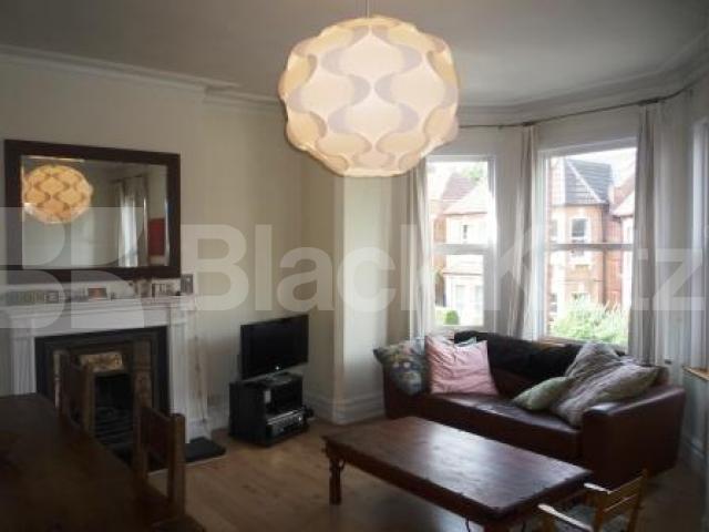 			2 Bedroom, 1 bath, 1 reception Flat			 Greenham Road, MUSWELL HILL