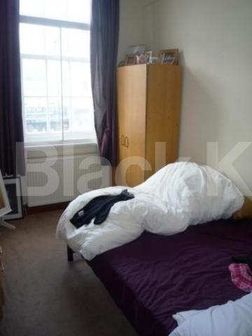 			2 Bedroom, 1 bath, 1 reception Flat			 High Road, Wood Green