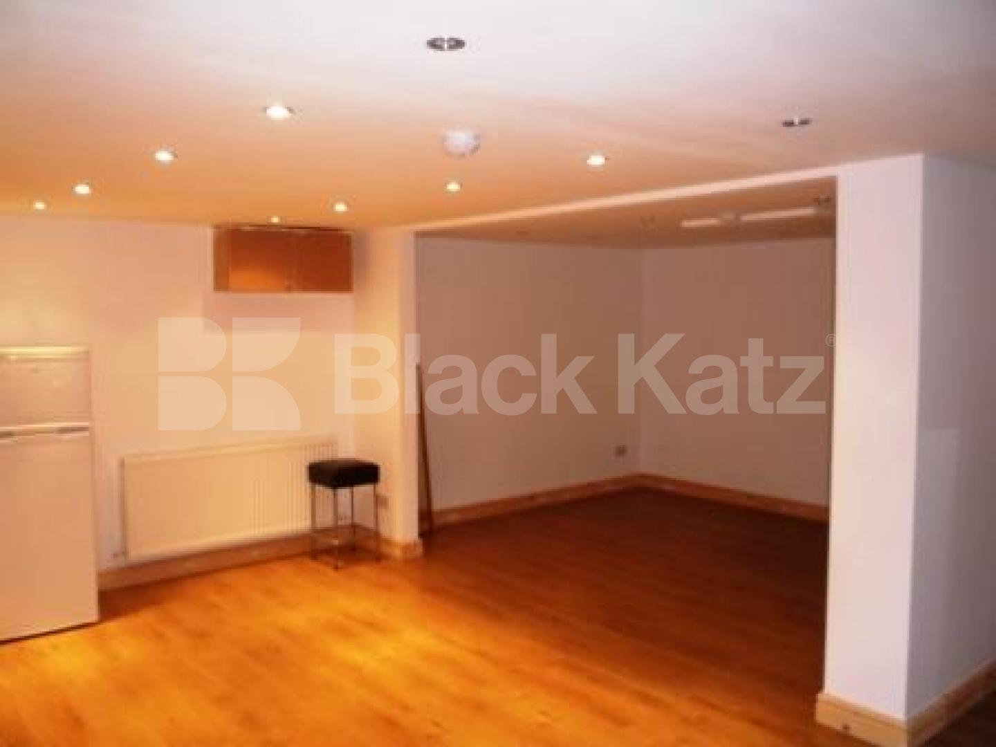 			Inclusive of all bills!!, Studio Apartment, 1 bath, 1 reception Studio			 Ferme Park Road, CROUCH END