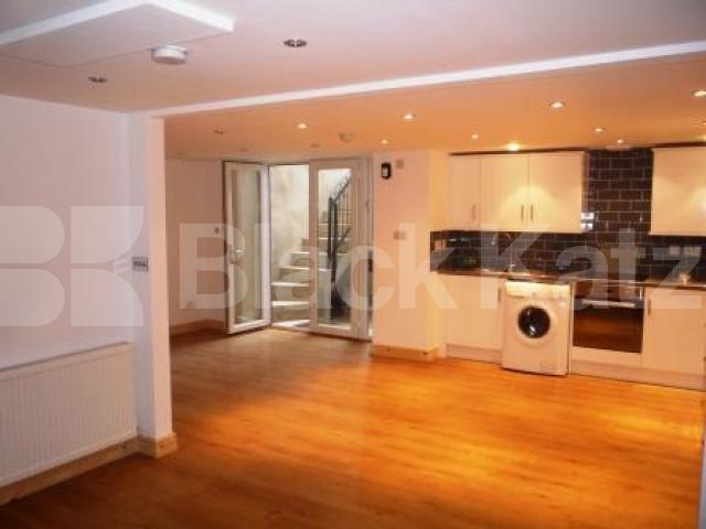 			Inclusive of all bills!!, Studio Apartment, 1 bath, 1 reception Studio			 Ferme Park Road, CROUCH END