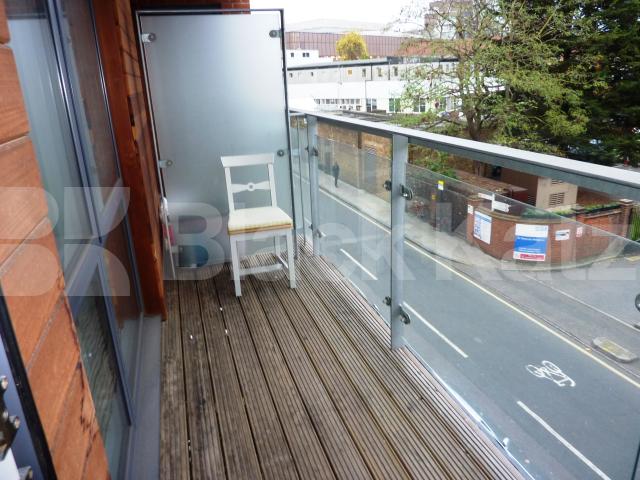 			MODERN CONTEMPORARY 1 BED!, 1 Bedroom, 1 bath, 1 reception Flat			 St Pancras Way, CAMDEN