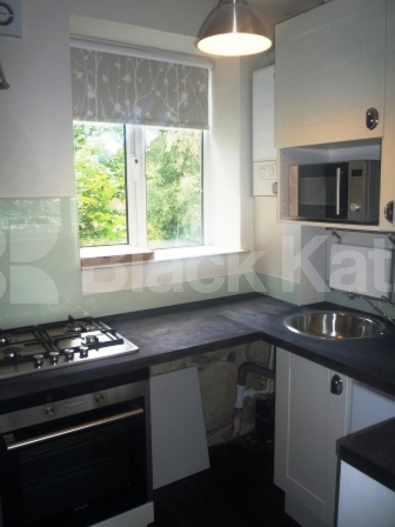 			Studio Apartment, 1 bath, 1 reception Studio			 North Hill, Highgate