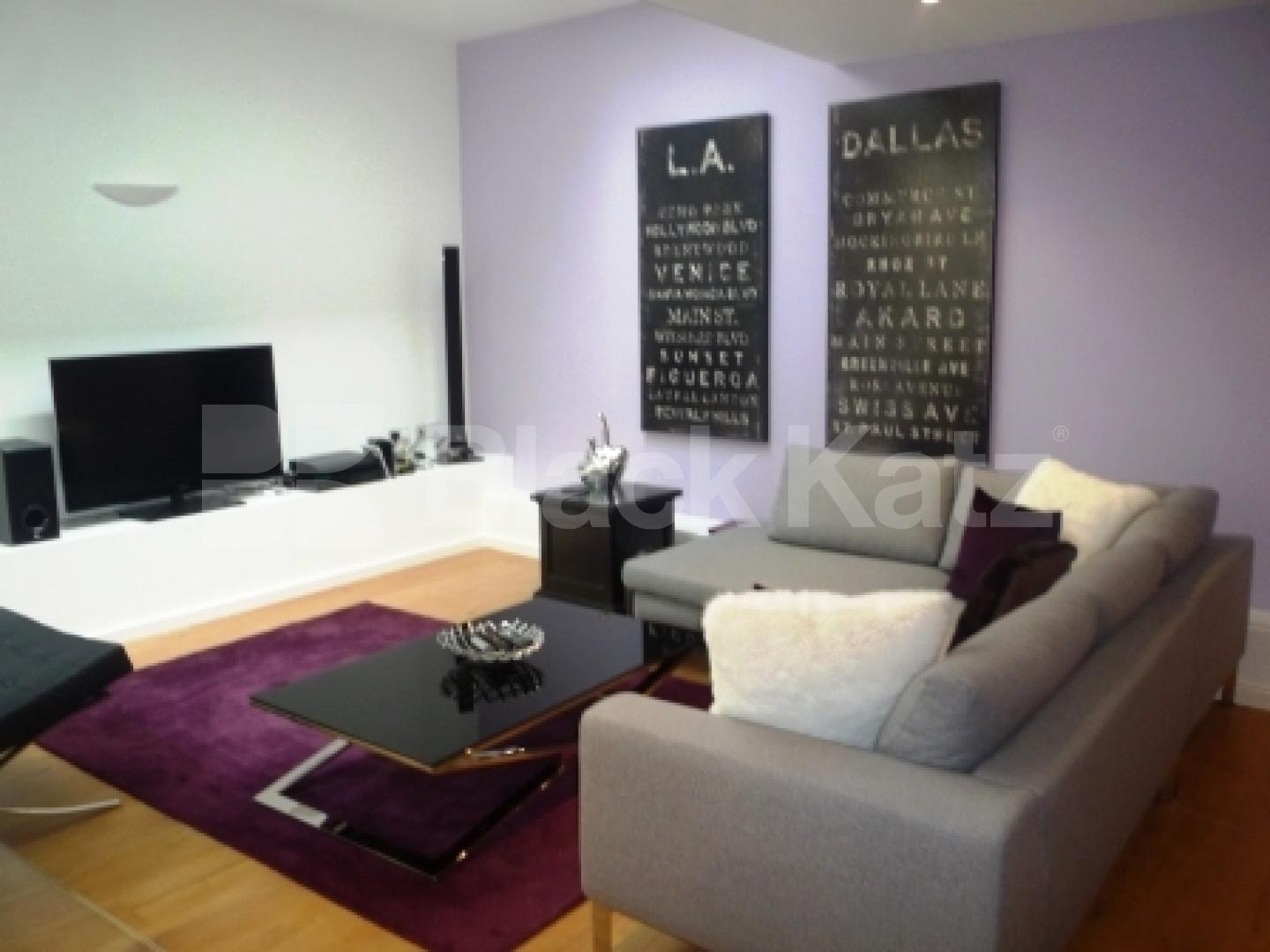 			3 Bedroom, 1 bath, 1 reception Flat			 Crouch Hill, CROUCH END