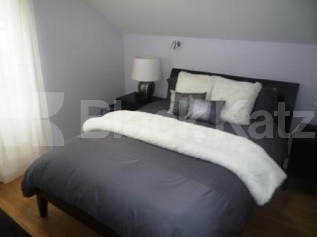 			3 Bedroom, 1 bath, 1 reception Flat			 Crouch Hill, CROUCH END