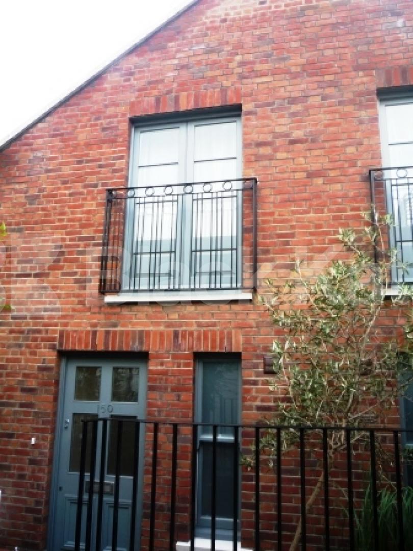 			3 Bedroom, 1 bath, 1 reception Flat			 Crouch Hill, CROUCH END