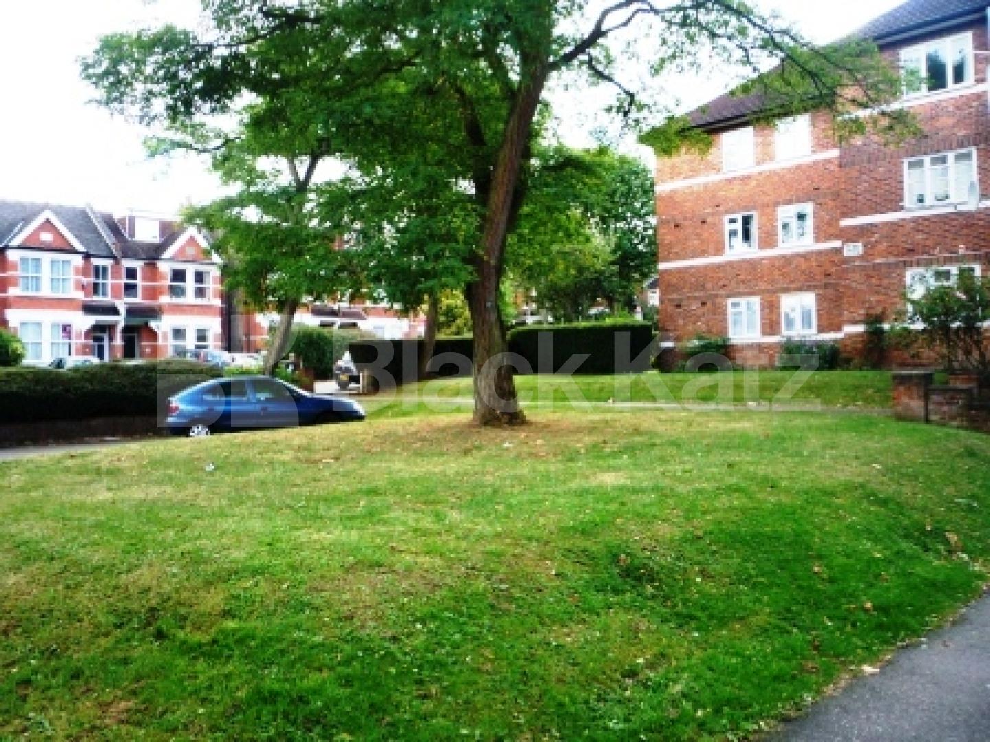 			2 Bedroom, 1 bath, 1 reception Flat			 Wilton Road, Muswell Hill