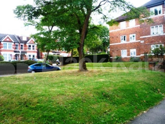 			2 Bedroom, 1 bath, 1 reception Flat			 Wilton Road, Muswell Hill