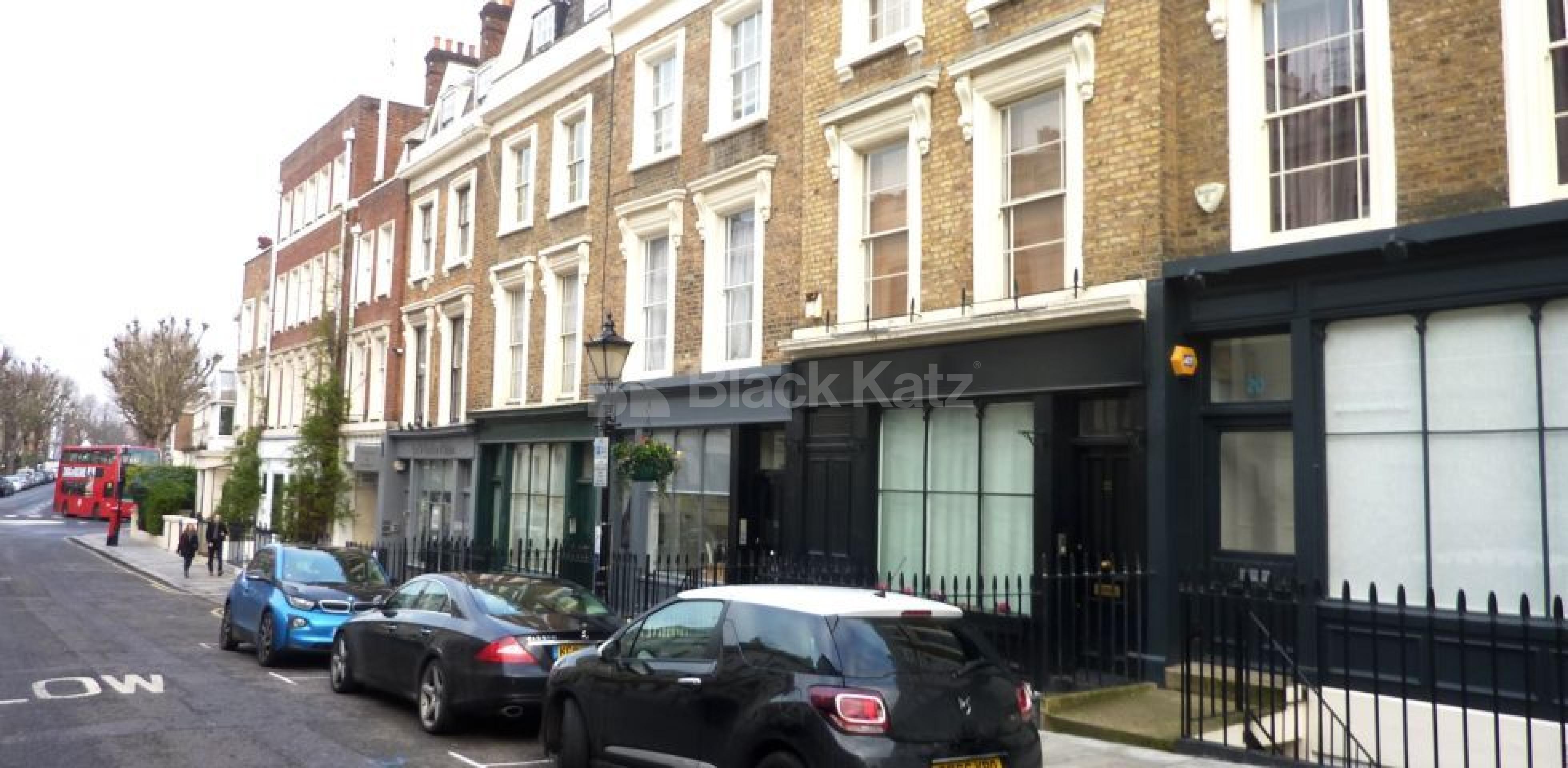 			STUNNING SPACIOUS TWO BED MINUTES TO CANAL!, 2 Bedroom, 1 bath, 1 reception Flat			 Bristol Gardens, LITTLE VENICE W9