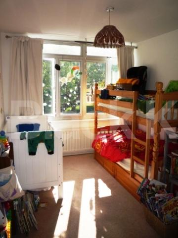 			AVAILABLE 1ST SEPTEMBER, 2 Bedroom, 1 bath, 1 reception Flat			 Shepherds Hill, Highgate