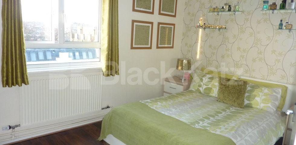 			FANTASTIC MODERN TWO BED IN THE HEART OF CAMDEN!, 2 Bedroom, 1 bath, 1 reception Flat			 Pratt Street, CAMDEN