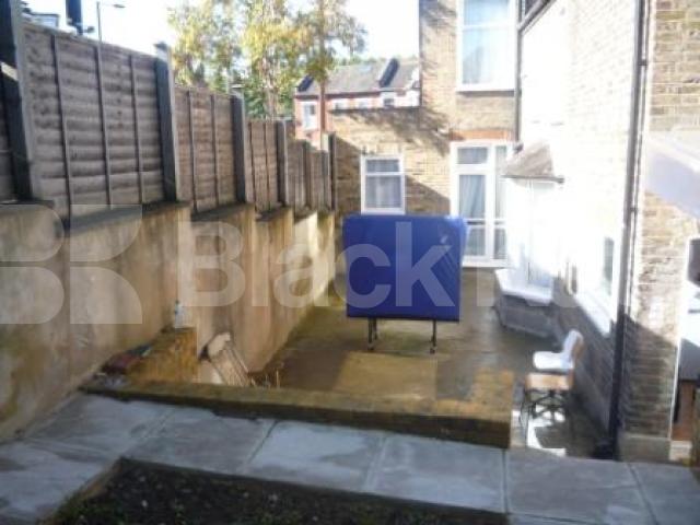 			3 Bedroom, 1 bath, 1 reception Ground Floor Flat			 Wightman Road, Haringey Ladder