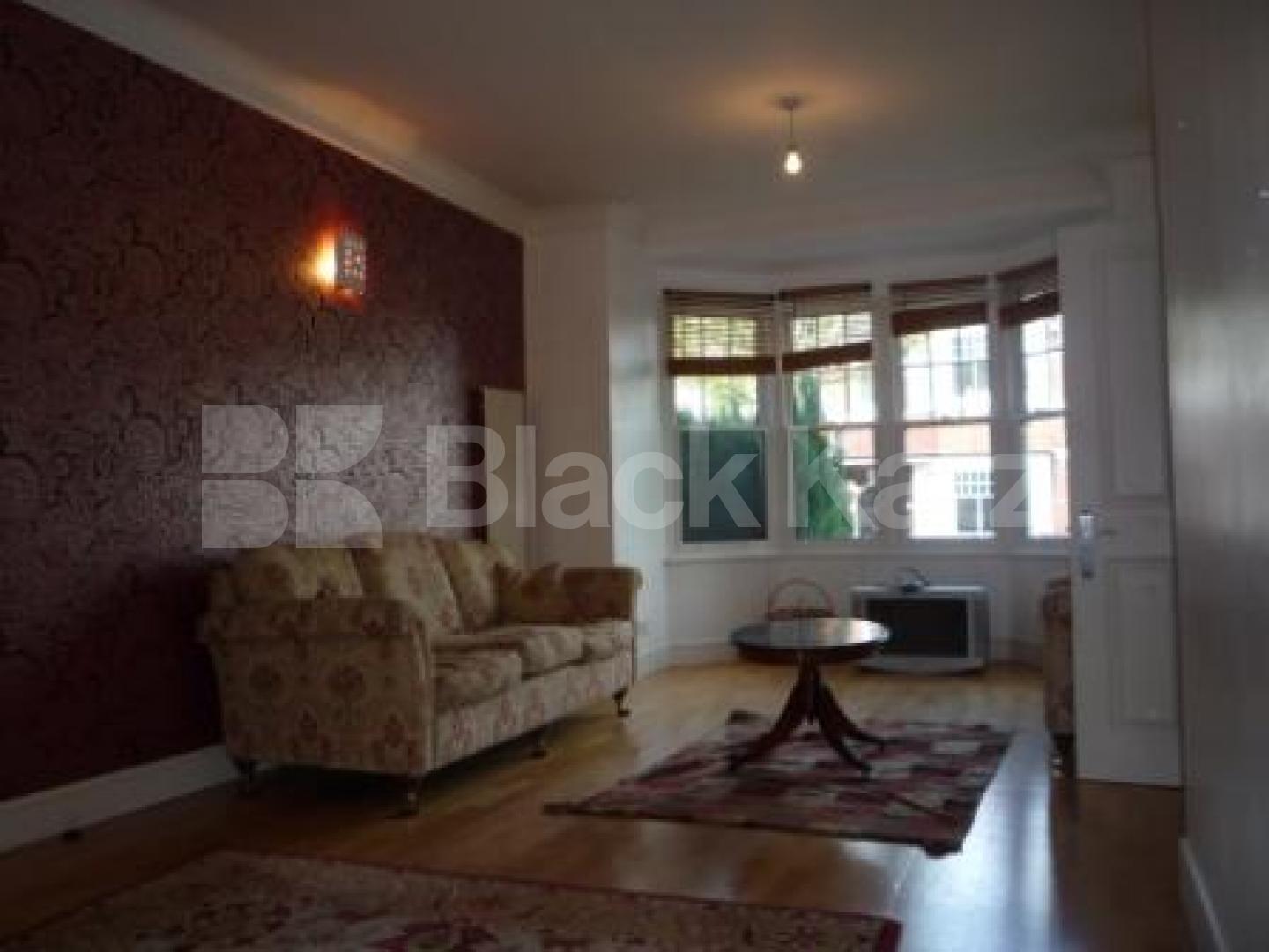 			4 Bedroom, 1 bath, 1 reception House			 Bedford Road, CROUCH END