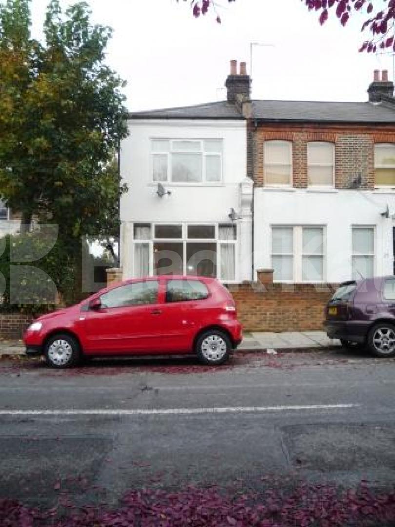 			1 Bedroom, 1 bath, 1 reception Ground Floor Flat			 Wetherill Road, Muswell Hill