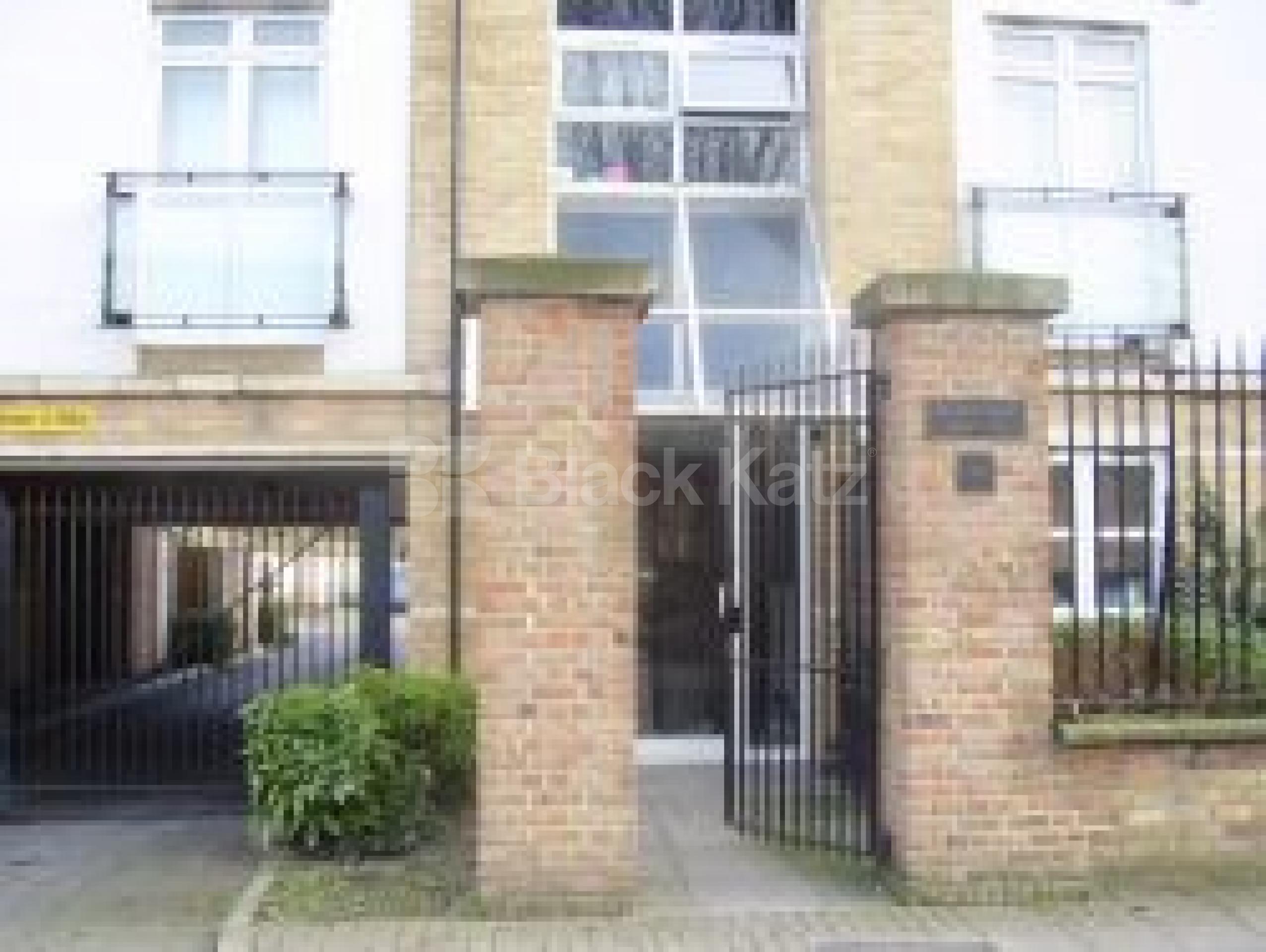 			3 Bedroom, 1 bath, 1 reception Flat			 Drayton Park N5, HIGHBURY/ISLINGTON N5 N5