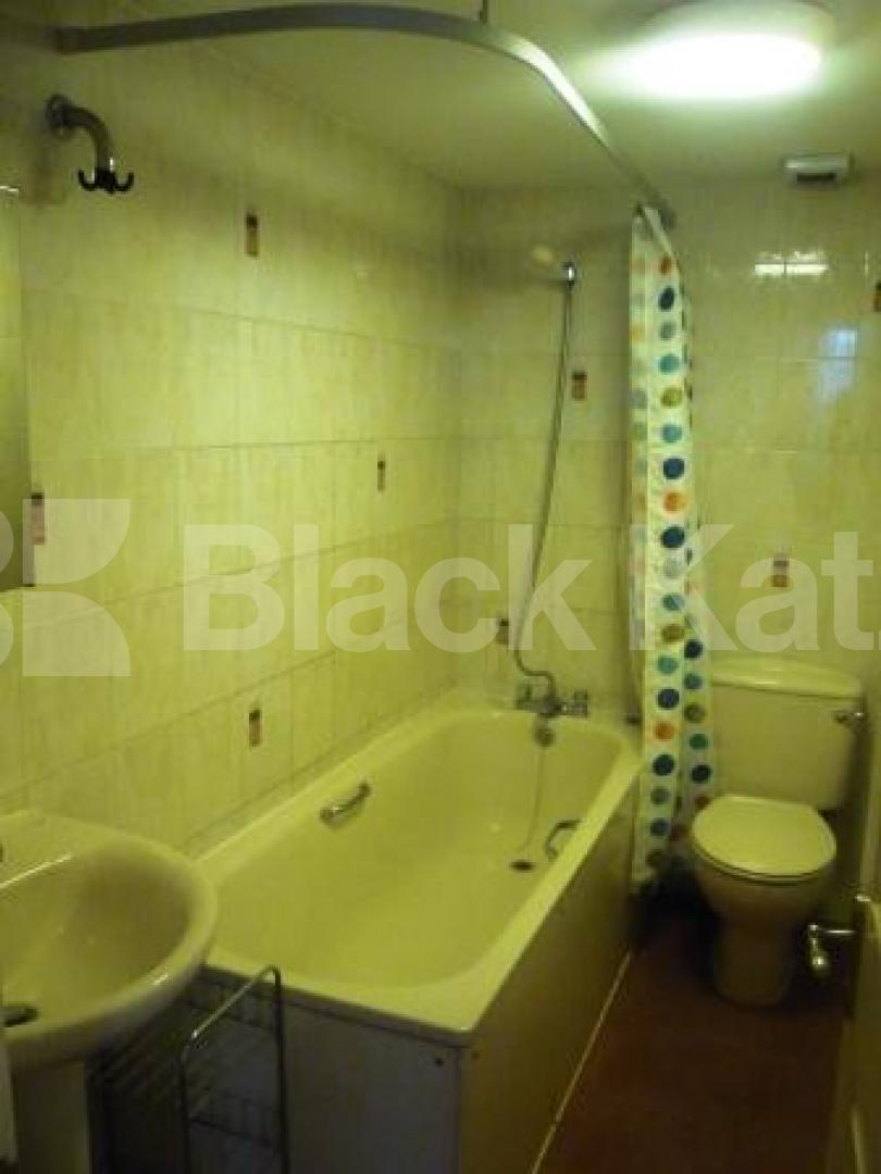 			1 Bedroom, 1 bath, 1 reception Flat			 Topsfield Parade, CROUCH END