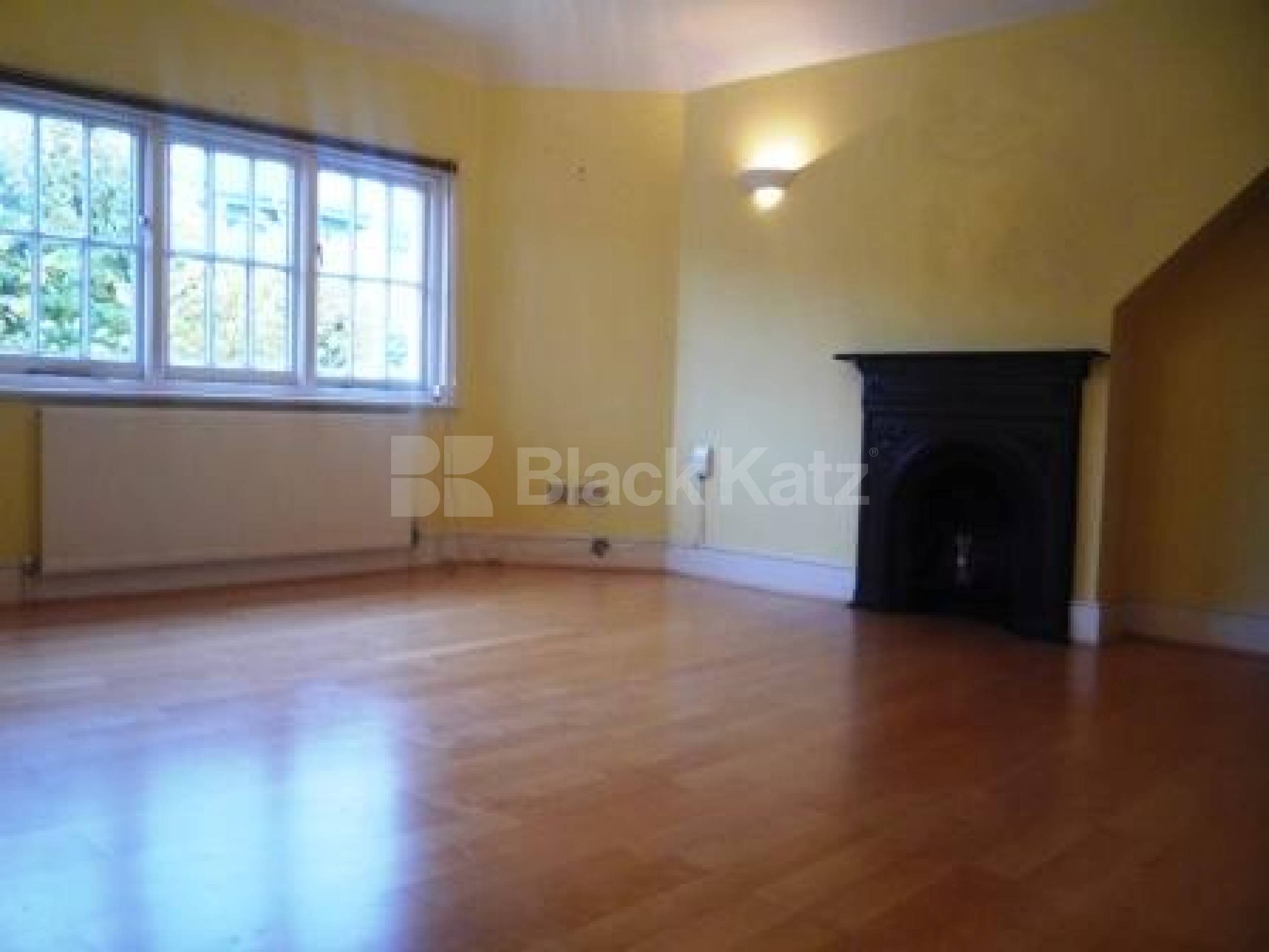 			2 Bedroom, 1 bath, 1 reception Flat			 Crouch Hall Road, CROUCH END N8